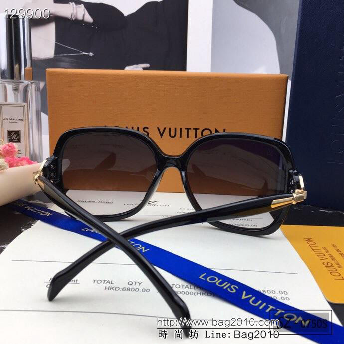 LV路易威登 新款太陽鏡 減輕強光負擔 遮擋有害光線防輻射 出行旅遊必備品 0750S   lly1611
